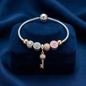 Women Loose Bracelet